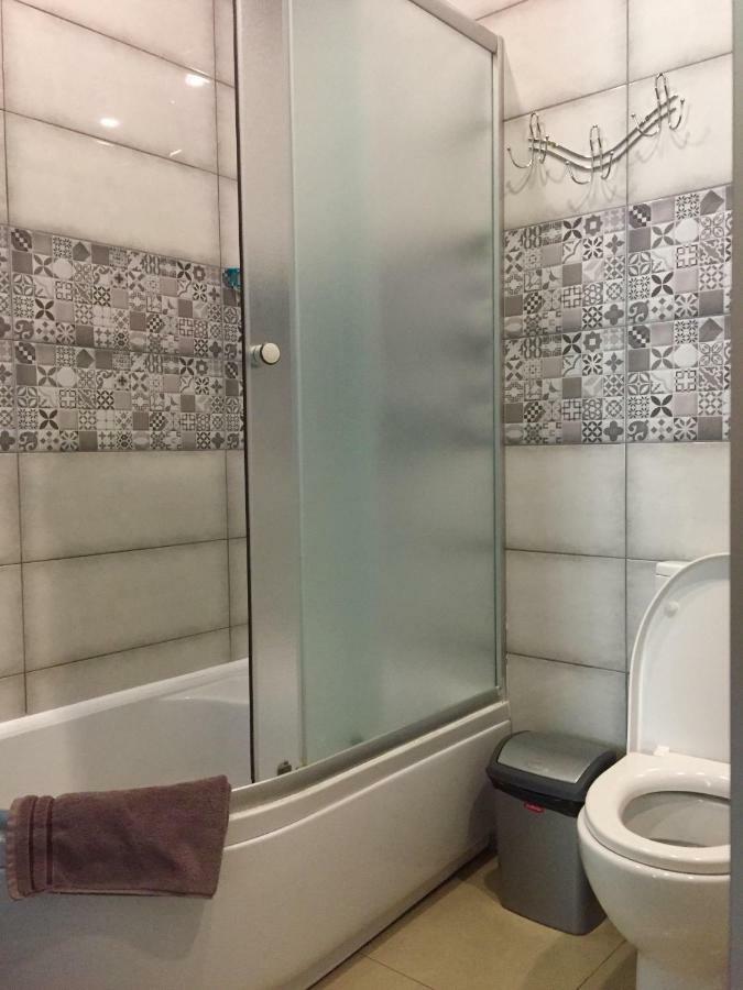 Westend Hotel Kiev Dış mekan fotoğraf