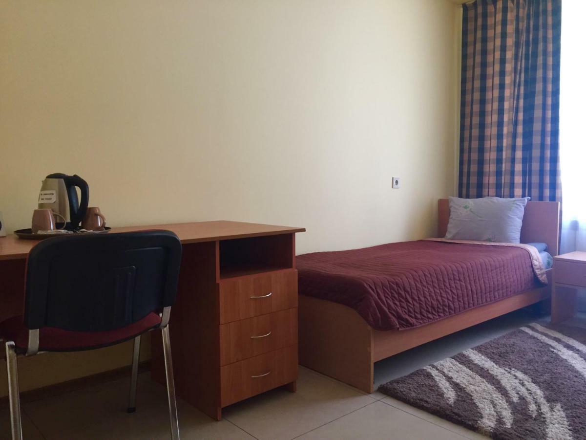 Westend Hotel Kiev Dış mekan fotoğraf